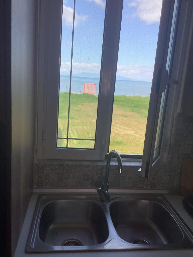 Vasilikis Sea House Villa Lefkímmi Eksteriør bilde