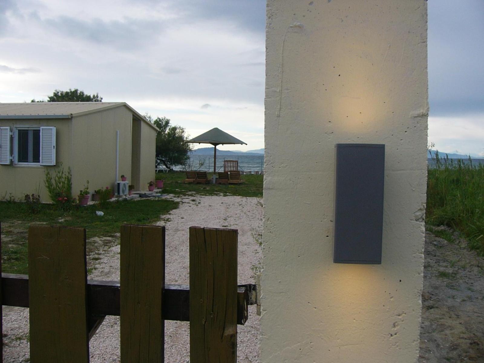 Vasilikis Sea House Villa Lefkímmi Eksteriør bilde
