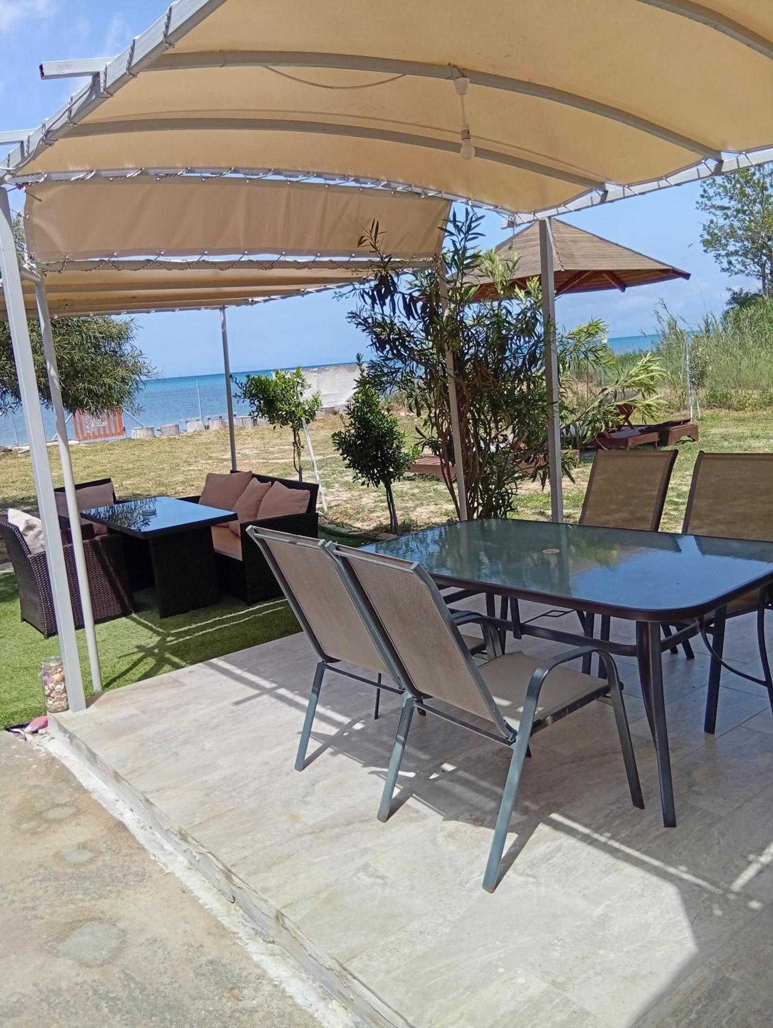 Vasilikis Sea House Villa Lefkímmi Eksteriør bilde