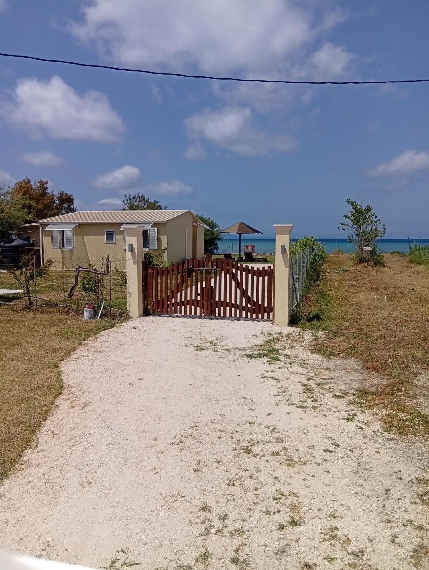 Vasilikis Sea House Villa Lefkímmi Eksteriør bilde